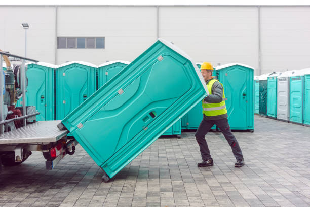 Portable restroom solutions in Cecilia, LA